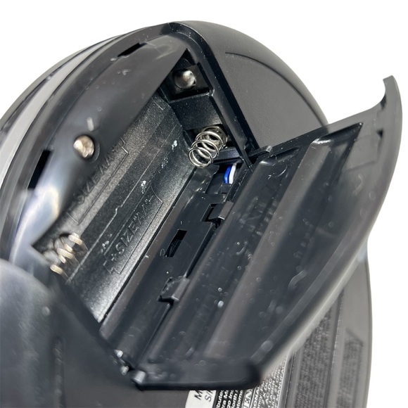 JENSEN Portable CD Player with Bass Boost & Anti Skip Protection Tested! - Picture 4 of 15